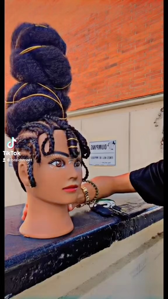 Up styling competition at school earlier this week. Everyone did UHMazing !!!! #BraidStreetGoesToCosmetologySchool #BraidStreet #Braids #Culture #Tribal #CrownAct #CreativeHair #Style #fashion #MentalWellnessAdvocacy #MentalHealth #SanDiegoBraids #PaulMitchellTheSchool