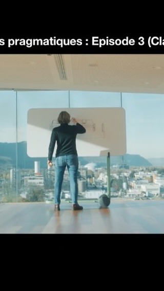Série « Les rêveurs pragmatiques » pour le @cea_officiel
Épisode 1 avec Claire.
De nombreux échanges avec Claire m’ont permis d’écrire son texte qu’elle interprète elle-même. Et l’écoute est, je crois, la clé pour faire des contenus sincères. Il ne s’agit pas de faire dire mais de faire entendre. Un grand merci au CEA pour la confiance accordée.
✌🏼
—
@agencebproduction
@charlottecario
@henrimothe
@xavierlaurent31
@amanda_bgno