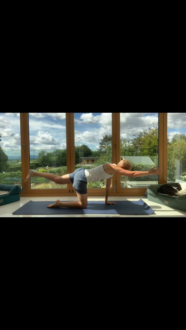 #overburyyoga #bredonyoga