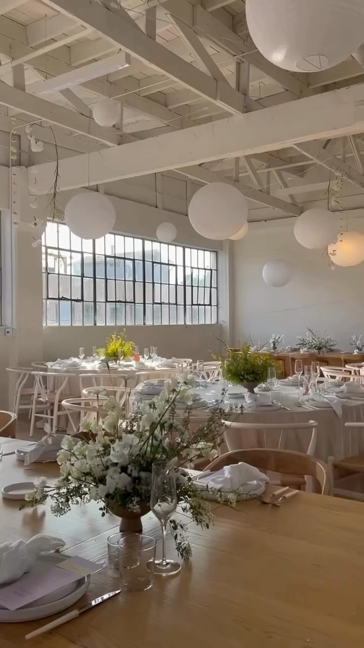 I mean… 🥰
Paper lanterns and organically inspired design for the win!
.
.
.
design, planning + coordination @threadevents
florals @megan_gray
rentals @foundrentalco #lapinataparty