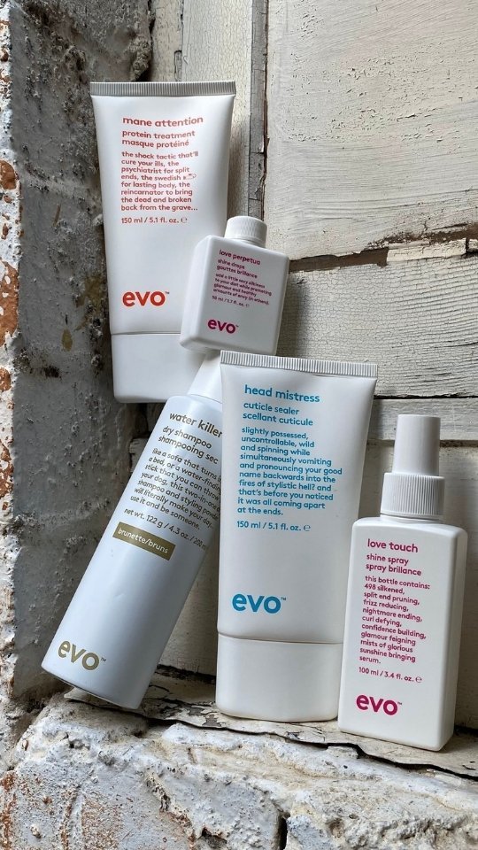 Unless I've seen you in the last month, this will surprise you!
After a few years of not carrying retail, I've discovered a product that I just can't keep to myself any longer!
I am now carrying @evohair in the salon!
Huge thanks to @alyssa.hc.beauty for helping me get started! The customer service is unmatched compared to any other brand I've used before💖✨️
They are an Australian haircare line, high-performance products, gimmick-free, sustainable, and no hyped up ingredients that promise to solve all of your problems.
They are very affordable and priced in a range of $30-40.
To get yall pumped up about it, I'm hosting a Giveaway this month!✨️✨️✨️
For each product purchased = 1 entry for a chance to win a bundle of my favorite products!
Can't wait for you to try them!
