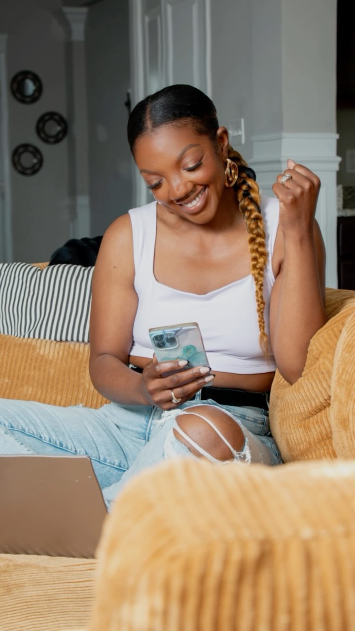 @jardaeheals knew exactly who to call to capture the essence of her new wellness brand @llevatebydae.
We flew from Richmond, VA to Dyer, Indiana and instead of booking a venue for her shoot…
Jardae said “We have Peerspace at home!” 🏡
We turned her beautiful home into the perfect backdrop and even had a couple cameos from a few of her faves.
Are your brand photos outdated? Or are you launching a new brand too?
Tap the link in my bio to join the A-List, my email community, to be the first to know when we may be in your ‘hood. 📸
Where should we pop up next? Take the poll…