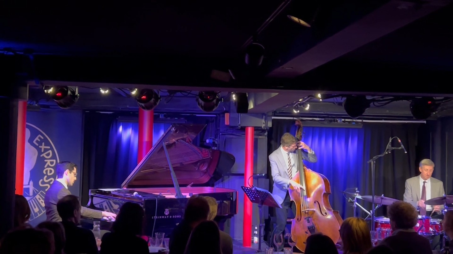 An excerpt from a tune called "Mr. Walton" - for the great Cedar Walton, whom I was lucky enough to see several times at @officialronnies. Steve Brown and Jeremy Brown sounding fantastic here in this clip from @pizzaexpresslive.
Actually, my working title for this one was " Cedar Sadie Hancock" - @herbiehancock too, of course, and Horace Silver's "Sister Sadie" all inspired this piece.
Next gig for the Viewpoint launch is at The Blue Lamp on the 18th of May.
#jazztrio #cedarwalton #herbiehancock #jazz #jazzpiano #newmusic #jazzmusic #swinging #horacesilver #aberdeenshire #scotland #ronniescotts #PizzaExpressLive #scottishjazz #jazzatthebluelamp