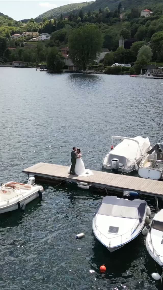 Quando la bellezza di un luogo iconico come il Santuario della Madonna del Sasso incontra l'eleganza e la profondità dell'amore di Gessica e Lorenzo, il risultato è pura magia. Sullo sfondo incantevole del Lago d'Orta, abbiamo avuto l'onore di documentare un matrimonio da sogno, curando ogni dettaglio e cogliendo la vera essenza della vostra unione. Un racconto visivo che resterà eterno. Infiniti auguri a questa coppia splendida!
@gessygey94 @pesrus95 @laghettodellagelata
#wedding #reel #lagodorta #stilfotowedding #fotografomatrimonio #StudioFotografico #Stilfoto #lombardia
#matrimonio #weddingphotography #weddingday#weddingPhotographer @matrimoniocom