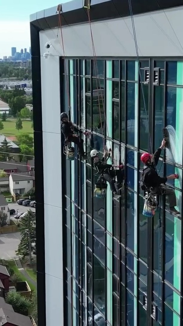 With the water restrictions lifting for our high-rise teams in Calgary, the RAD crews are in overdrive to get caught up and get that summer skyline sparkling✨
#ropeadopewindows #ropeaccess #ropeaccesslife #ropeaccesstechnician #ropeaccessprofessional #windowcleaning #adrenalinejunkie #bucketharness #workatheight #buildingmaintenance #workview #safetyfirst #propertymanagement #yyc