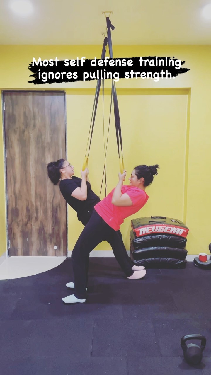 At Krav Maga Pune, Kettlebell and Resistance training is an important part of our training program.
#kravmaga #kravmagatraining #selfdefense #selfdefensetraining #selfdefence #kettlebell
#kettlebellworkout #strengthtraining #conditioning