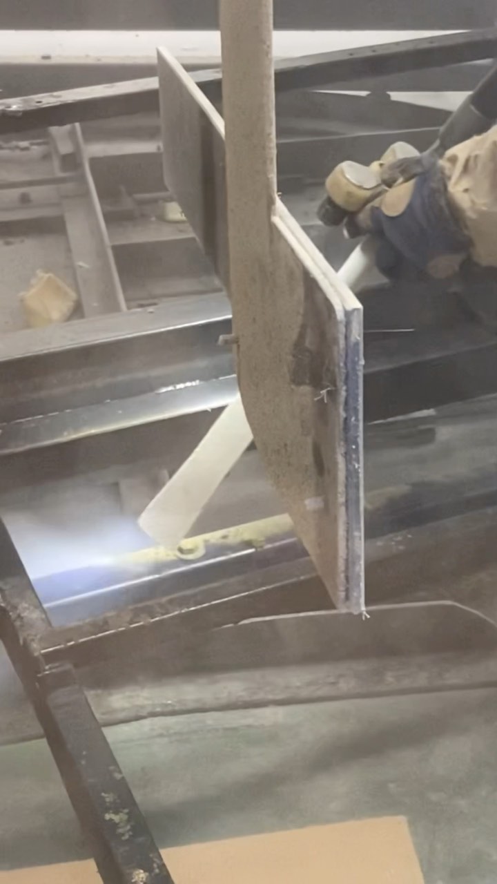 Dry ice blasted foam build up from this factory line. All ready for production to resume.
#blasting #dryice #dryicecleaning #dryiceblasting #co2 #co2blast #co2sweep #coatingremoval #factorycleaning #mediablast #beforeandafter #foam #industrialcleaning #satisfying