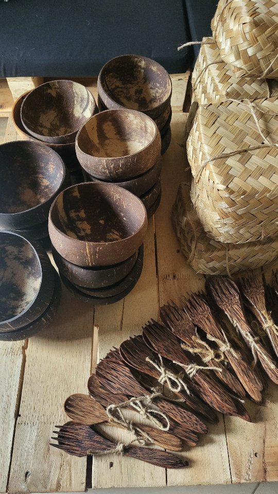 Simple, retreat welcome boxes🧘🌱
Hand made local products to take back home🥥