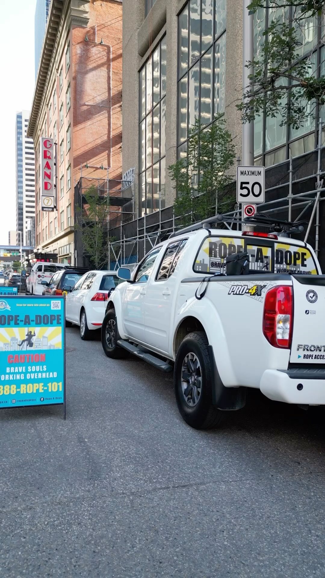 We’re taking a break from the bucket today to work on some building exterior assessments 🏙️🧐
#beva #buildingmaintenance #propertymanagement #ropeaccess #ropeaccesstechnician #ropeaccessprofessional #workatheight #yyc
