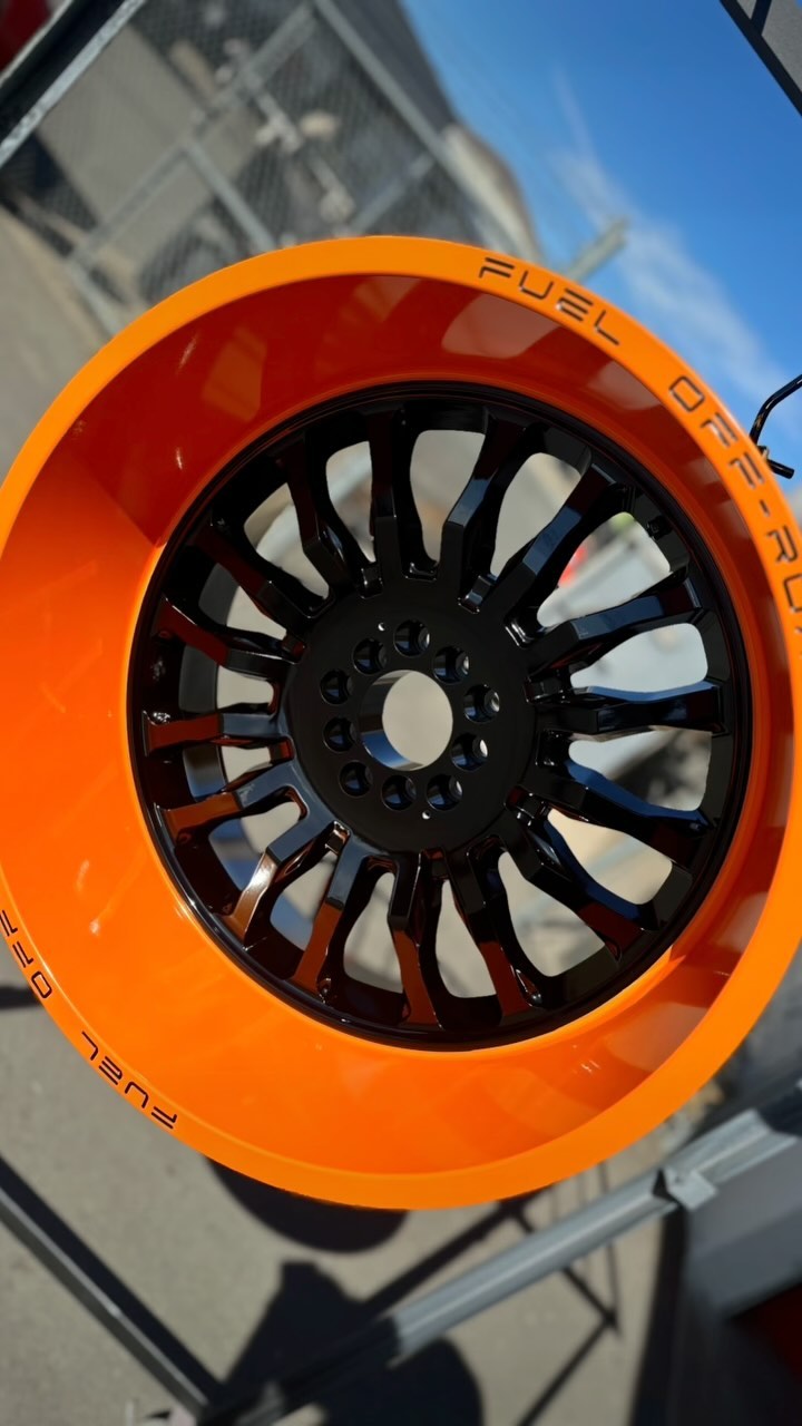 Nothing quite like Aztec orange and gloss black two tone to make the perfect spooky combo for Halloween! π #twotonepowdercoat #powdercoat #aztecorange #bk180 #prismaticpowders #cardnial #halloween