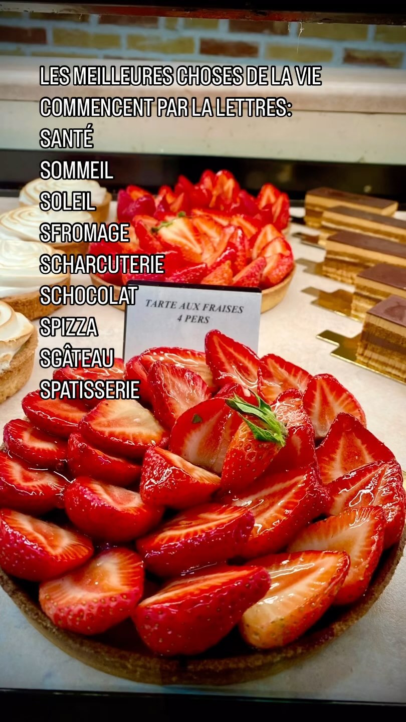 🥐🗼 ** »S » comme Sucré, comme Seine, comme Sourire !** 🗼🥐
Chers gourmands, gourmandes, et coureurs intrépides, bienvenue dans mon univers sucré et sportif ! Vous savez, **Paris est bien plus qu’une ville, c’est une pâtisserie géante**. Imaginez un éclair à la crème chantilly de monuments, une tarte Tatin de ruelles pavées, et un macaron aux saveurs d’histoire et d’art. Voici votre invitation à la dégustation : **1Run1Pastry** vous propose une visite unique, où chaque kilomètre parcouru est une bouchée de plaisir.
🏃♀️🥐 ** »S » comme Sport et Sucré !** 🥐🏃♂️
🍰🗼 ** »S » comme Serez-vous des nôtres ?** 🗼🍰
Alors, chers lecteurs, êtes-vous prêts à enfiler vos baskets et à découvrir Paris sous un angle sucré ? Voici vos questions motivantes :
1. **Quelle pâtisserie vous fait le plus saliver ?** Répondez en emojis gourmands !
2. **Combien de croissants pensez-vous pouvoir dévorer en une seule séance de running ?**
3. **Si la Tour Eiffel était un dessert, lequel serait-elle ?**
Venez, courez, dégustez, et partagez vos aventures sucrées avec nous ! **Paris vous attend, et les pâtisseries aussi**. 🏃♂️🥐🗼
.
.
.
#1run1pastry
#ExploreParis
#ParisianAdventures
#ParisDiscovery
#ParisSecrets
#ParisianWanderlust
#ParisUncovered
#ParisianCharm
#HiddenGemsParis
#ParisianStreets
#ParisianMagic
#RunningAddict
#TrailRunning
#RunHappy
#RunnersLife
#CardioTraining
#CourseÀPied
#RunInspiration
#RunnersCommunity
#JoggingLife
#RunForFun
#PatisseriePassion
#FouDePatisserie
#GateauMaison
#InstaDessert
#ChocolatAddict
#parisgourmand
#foudepatisserie
#parisgoodies
#toureiffeltreats