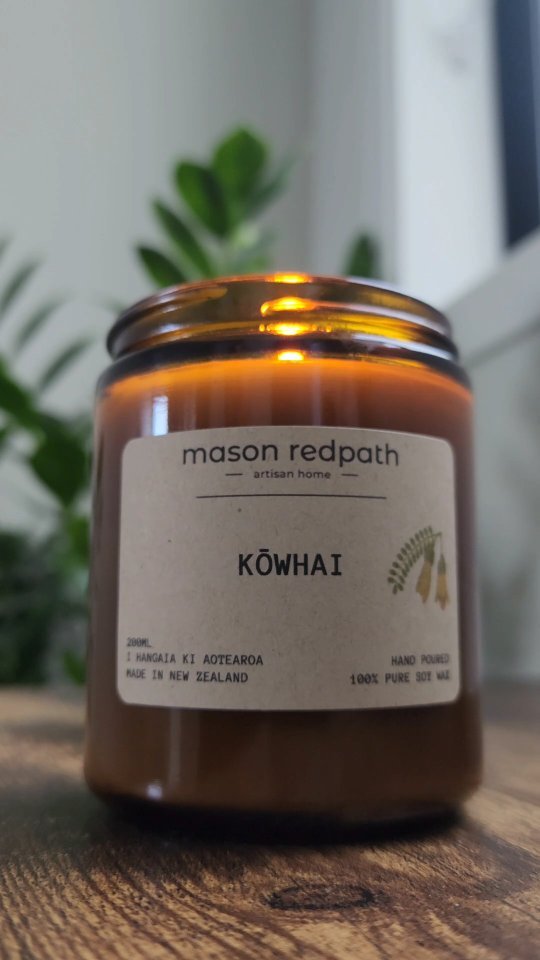Kia ora whānau
Let's make some kōwhai candles together🕯
I love making this scent! I can feel the summer vibes every time🌞
@masonredpathhome #scentedCandles