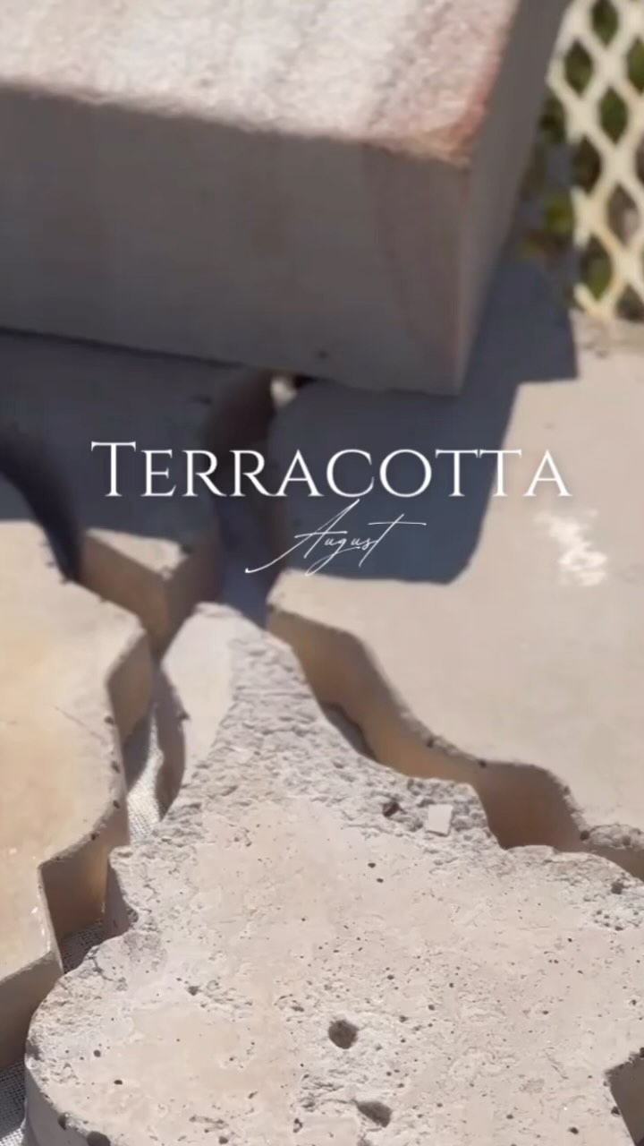 August, the last chapter of summertime. Time to savor the heat of the summer sun, and basque in its rays🌞
Wishing to impart the essence of the sun, outdoors or inside? Feature a juxtaposition of curved arabesque shapes, formed in concrete; and a color palette of terracotta (literally translating to mean “baked earth”) and ivy, to compliment the duality of the materials shape and texture. A touch of brass adds a glint of reflected light.✨
#riinteriordesigner
#august2024
#terracottaandivy
#patiodesign
#summerhome
#beachhouse
#coastaldecor
#mediterraneanhome
#texture