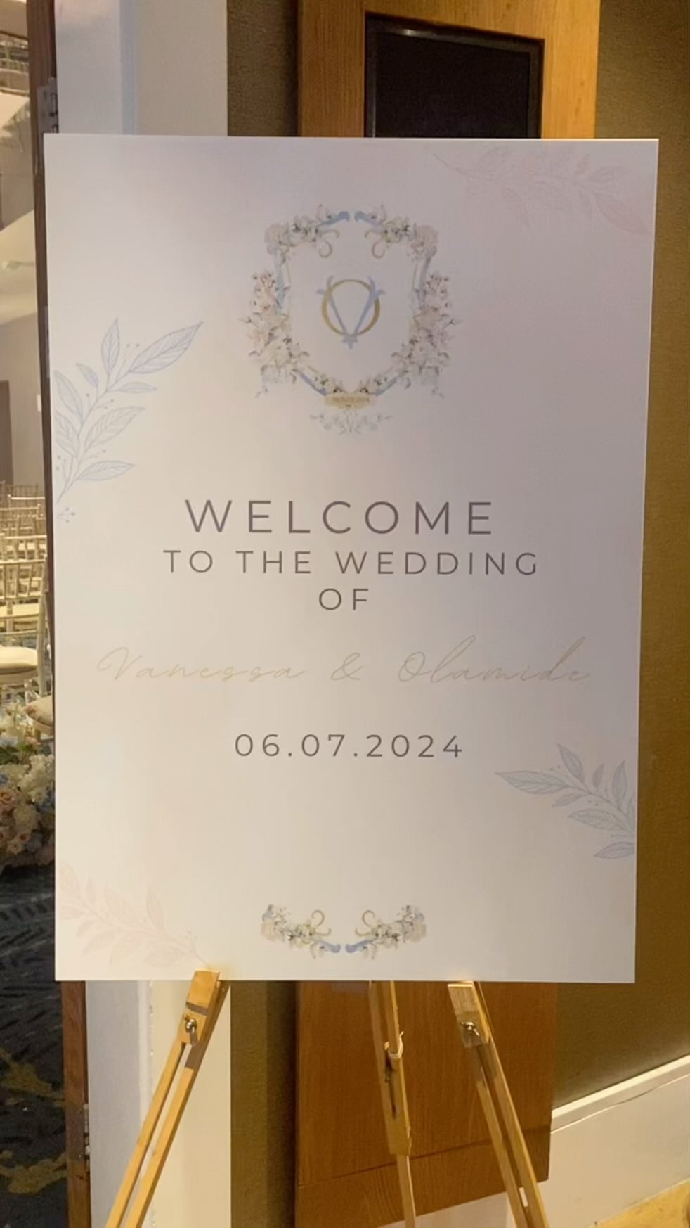 🌸The absolute dreamworld of Ola and Vanessa’s ceremony setup had me stunned! #pastelwedding #pastelflowers #ceremonyideas #ceremonysetup #weddinginspo
