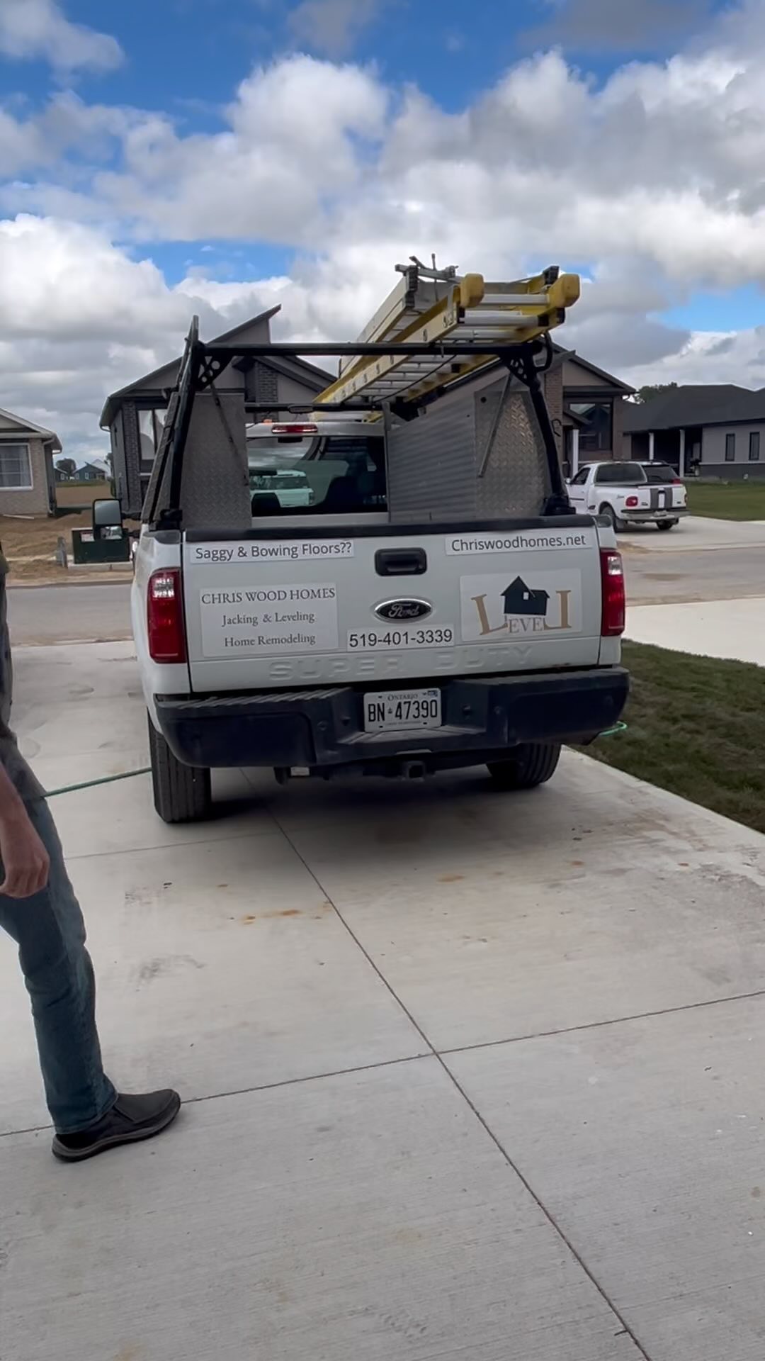 Easy truck bed liner and table so I don’t have to go climbing to get my tools out anymore. #renovation