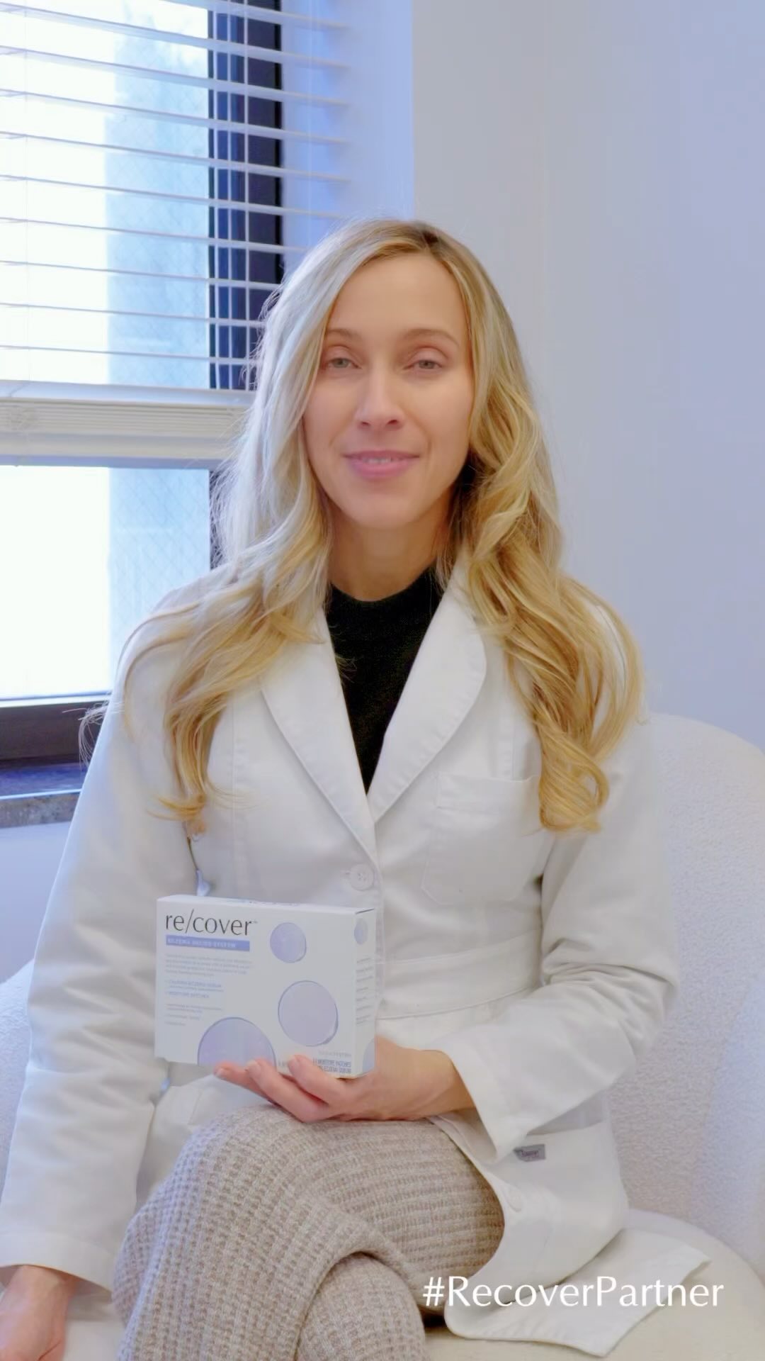 #recoverpartner I am loving the innovative new Eczema Relief System from @recoverskincare ! It combines the Calming Eczema Serum with a Moisture Patch to not only soothe and moisturize the skin, but also support the skin barrier, all while being virtually invisible!
First apply the serum, which contains colloidal oatmeal and ingredients known for their skin calming properties like horse chestnut seed extract and allantoin, as well as humectants to hydrate the skin, emollients to support the skin barrier, and occlusives to help lock in moisture. Then apply the patch, developed with fine fiber technology, to create a breathable hydrating barrier and seal in moisture. Add one more pump of the serum and after about 5 minutes, the patch will disappear!
This is a wonderful option to provide steroid-free relief for eczema hot spots!