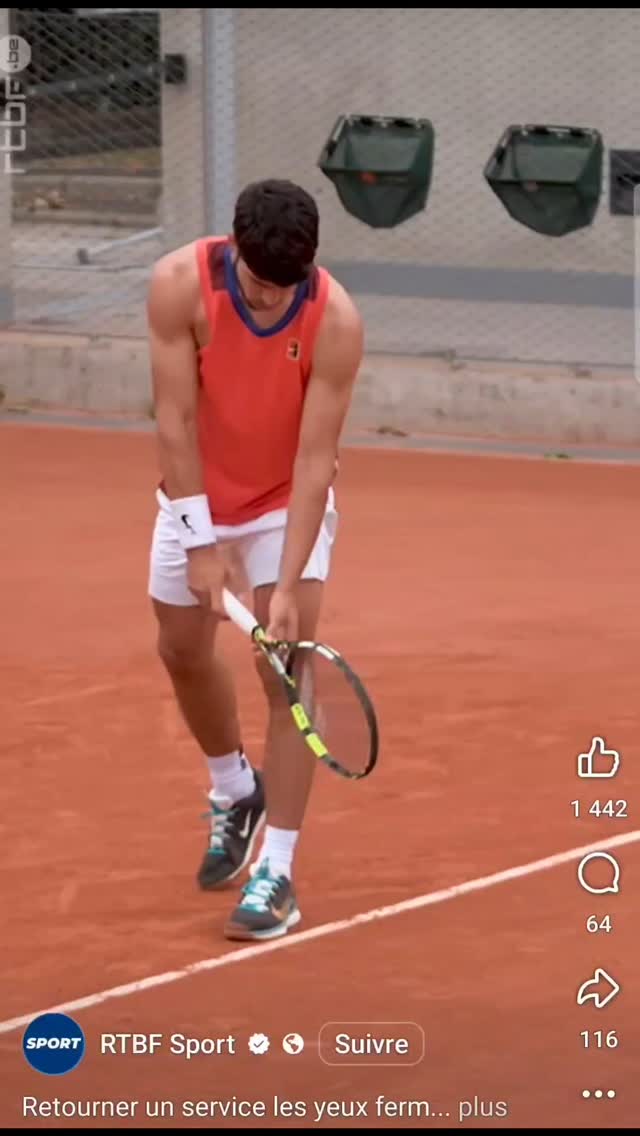 Après un match d'anthologie de 5h30, Carlos Alcaraz remporte pour la 2eme fois consécutive Rolland Garros ! 👏
Pendant sa préparation, Carlos utilise l'imagerie mentale. Une technique puissante pour parfaire sa gestuelle et améliorer son service!
Source : @rtbfsport