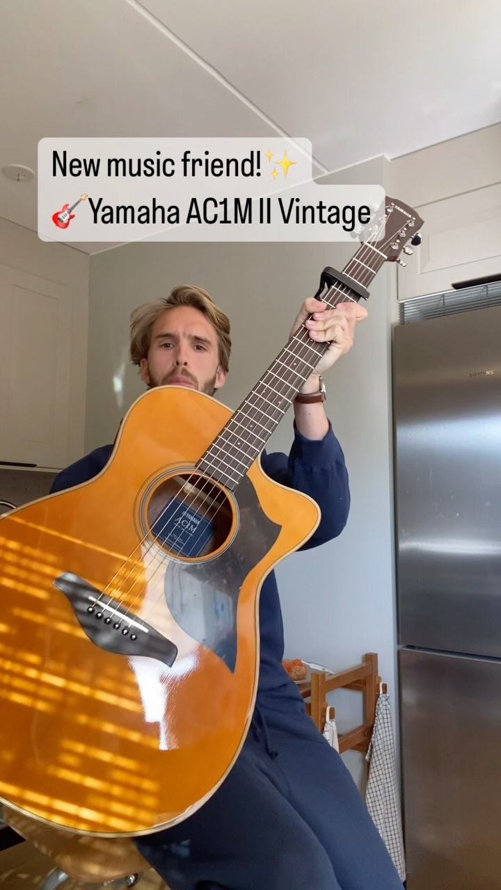 I’m so happy!☀️🌿✨☀️
My precious guitar broke, the one I’ve had for 6 years. It was time to invest in a new one. Here it is.
The story behind it is one of serendipity.
Me and my love walked in to DLX music store in Stockholm and went into the practice room, picked up a guitar and started playing, and we both fell in love with it straight away. We tried different guitars as well, but none felt right, i also tried others that was being sold privately. So I went home and thought about it, felt into it and decided that this was is it so I ordered it. Now a day later. I got an email from the store saying that they were out of stock but they had one guitar left that has been in the rehearsal room, and if I wanted, I could get that one. Wow! I thought it was serendipity and it was meant to be and now here it is in my possession, the first one I tried out and it feels so right and I love it. I’m looking forward to sharing my music together with you and everyone around. Lots of love✨❤️ stay curious!🌿
.
.
#yamahaac1m #vintage #bobdylan #dontthinktwiceitsalright #cover #acoustic #trubadur