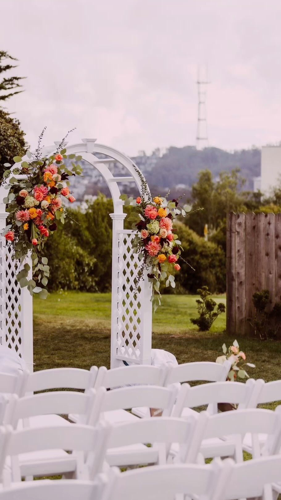 2024 looks like its going to be a wedding season for the books! 🥂 who else is ready for the 2024 season?! To all getting married this year, drop your wedding location below! 💕😍
Photography: @brandirollinsphoto
Wedding Venue: @presidiogolfcourse
Florist: @pairs.and.pieces
#sfweddings #sfweddingvenue #2024weddings #2024weddingseason #weddingplanning #weddinginthecity #cityweddings #weddingsinsf #sfbride #sfgroom #weddingvenue #weddingplanning