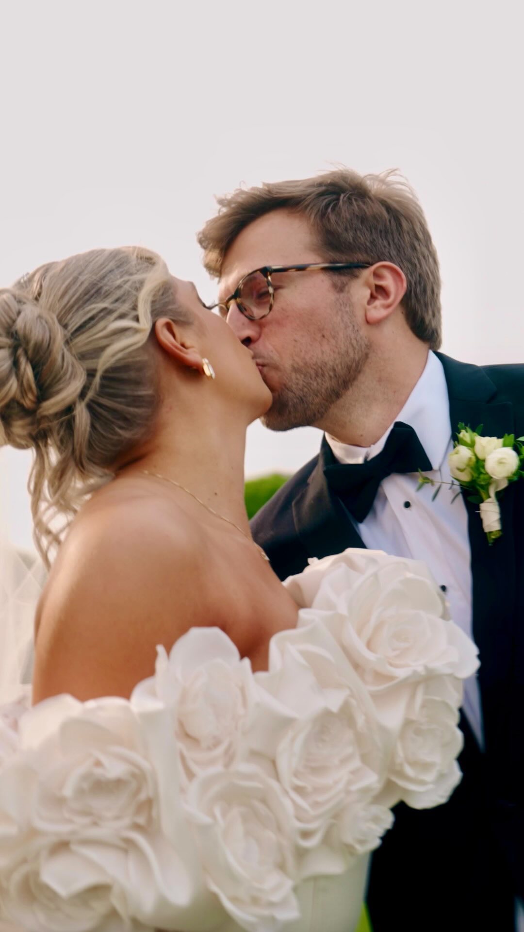 “When God made you, He had me in mind” 🤍
this teaser makes me teary-eyed every time! Caylee & Michael’s wedding day was so special. Can’t wait to share more!!
venue: @aberdeen_venue
photographer: @meganhandyphotography
planner: @camvis_creations
hair & makeup: @hamubyheidi
caterer: @eptingevents
DJ: @athensdjservice
florist: @thepeddlerswagon
cake: @ceciliascakeshop