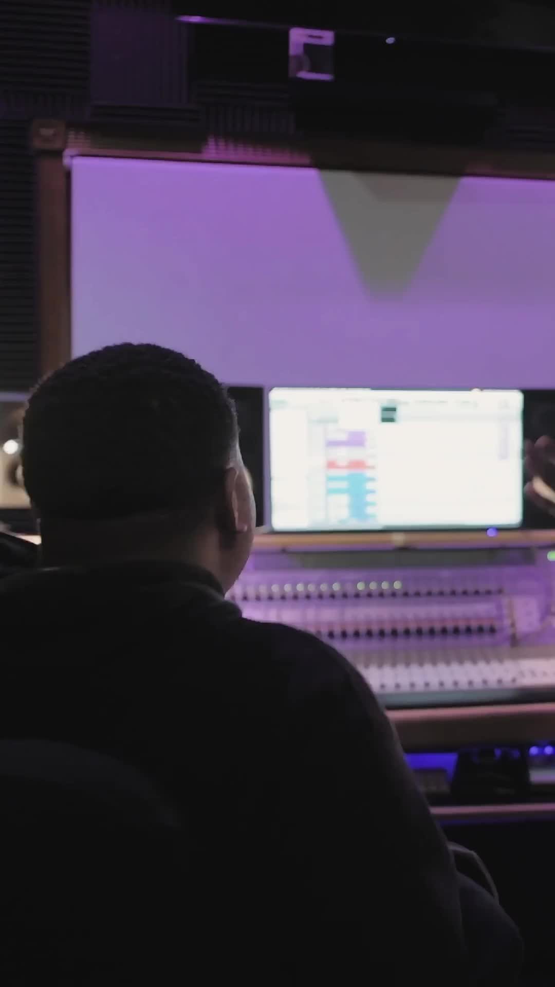 Your Next Hit Starts at The Hive Studios!
Looking for a dedicated space to create, record, and grow your music career?
Join The Hive Studios and unlock:
✅ Pro studio access
✅ Exclusive membership benefits
✅ A collaborative creative community
📢 Spots are filling fast – Book a FREE tour
