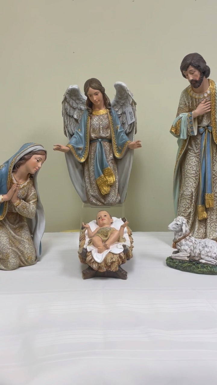 Christmas Is Here! ☺️🎄
Check out our Christmas selection
@ Holylandartcompany.com and don’t forget to sign up for any special discounts!
We are happy to serve you this Christmas,
God bless ❤️!
22” Nativity Scene Set | 5 Pieces
Sku: 633226