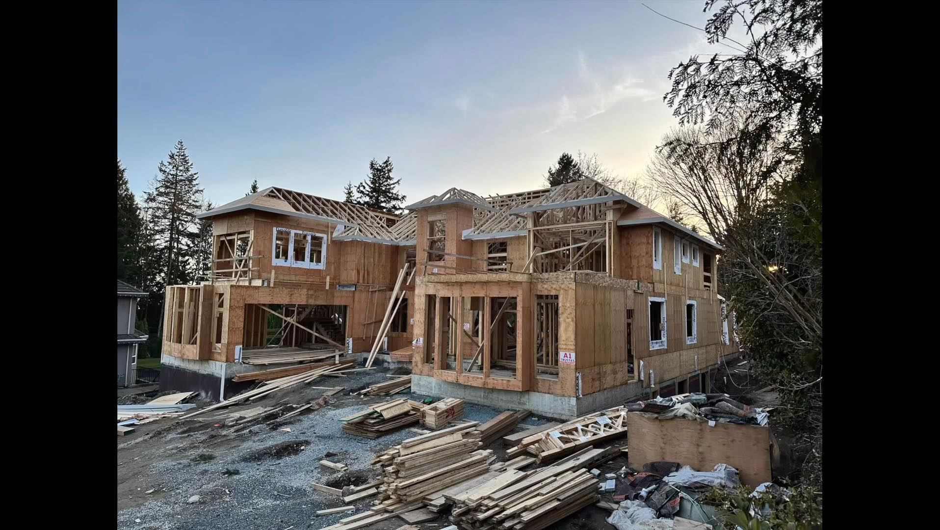 This custom home coming along well! 🏠
@damankochar
@ramankocharr
#development #construction #custom #home #realestate #vancity #bcliving