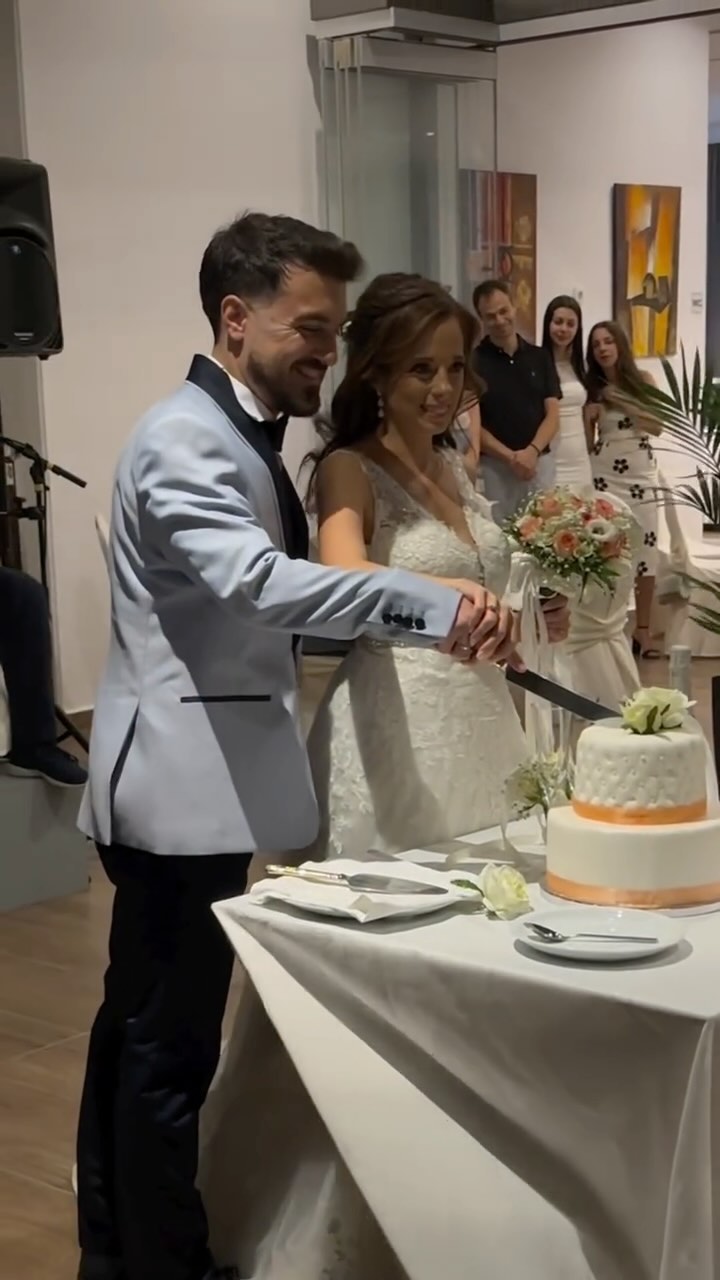 Make your wedding day extraordinary at Virginia Family Resort. From breathtaking venues to unforgettable moments, your perfect celebration begins with us.
#VirginiaFamilyResort #rhodes #greece #fyp #travel #wedding #weddingday #weddingvibes #weddingplanning #weddingreception #greecewedding #hotelwedding #weddingvenue #beachresort #fyp #foryoupage #amaizingnight
#weddinggoals #resortwedding #venue #weddingtiktok