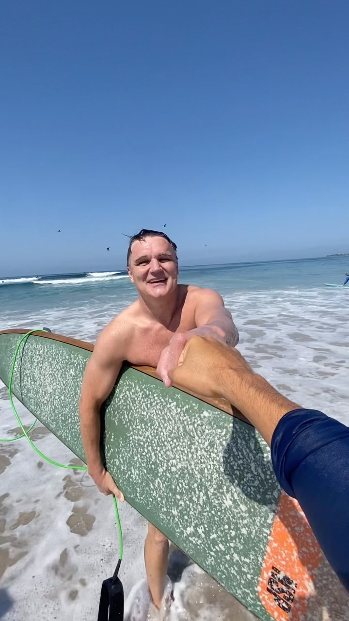 Chasing the swell of the month!🤙
•
•
•
•
•
#surflessons #surfvallarta #gosurf #visitpuertovallarta #rivieranayarit #banderasbay #instabeach #waves #instamexico #instatravel #jalisco #vacation #sea #views #surf #surfing #fun #puertovallartasurf #mainlandmexico #surftrip