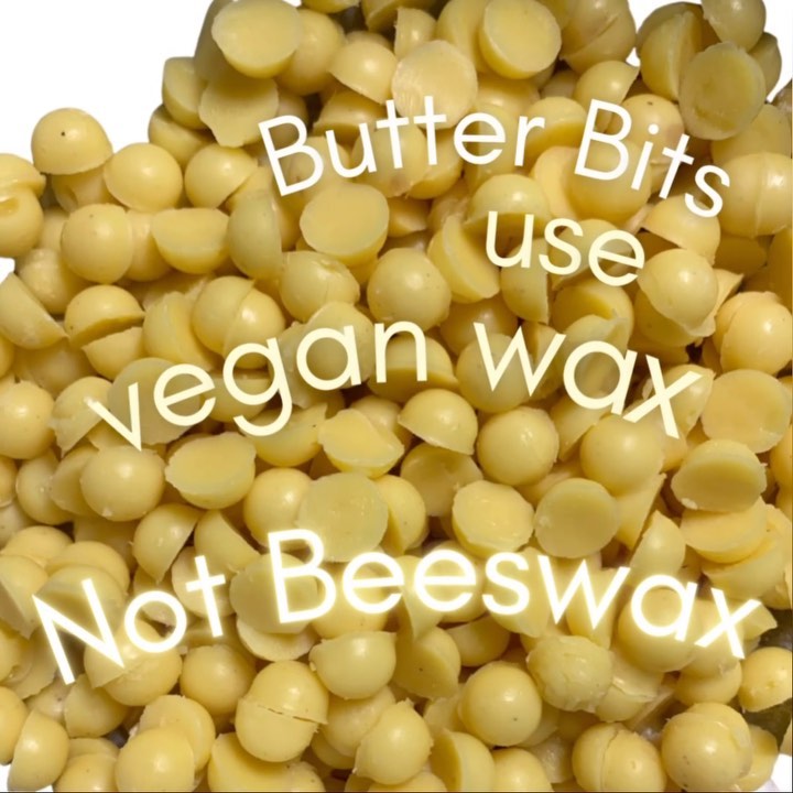 Beeswax is used a lot in skincare.
But Bees 🐝 use their honeycombs to store their food aka honey!
Their babies also live in them.
This high demand for cheap beeswax is one of the factors adding to negative environmental impact.
Candelilla Wax is made from natural vegetable wax derived from the leaves of the Candelilla plant. It is an excellent vegan alternative! It can relieve dry skin, improve the appearance of stretch marks, wrinkles and age spots.