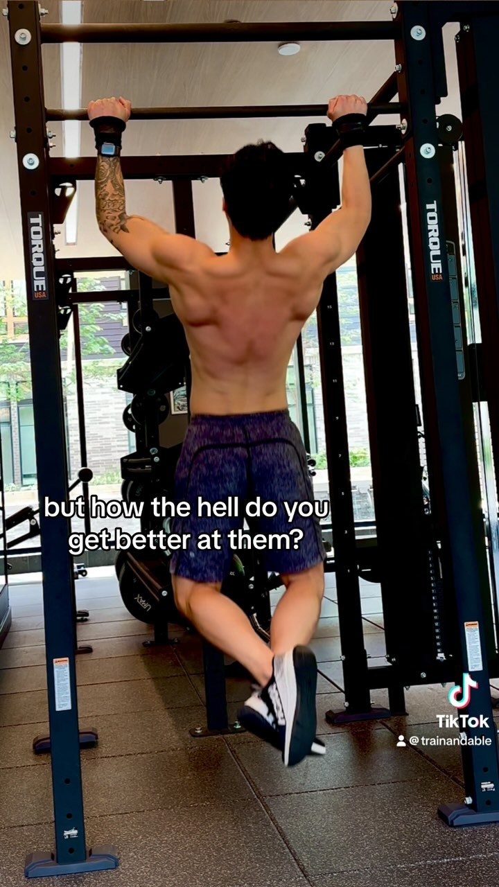 Shout out to @stewartbrittanyb for sticking to the course and nailing that first #PullUp! #calisthenics #trainandable #fithappyconfident #bodyweightworkout