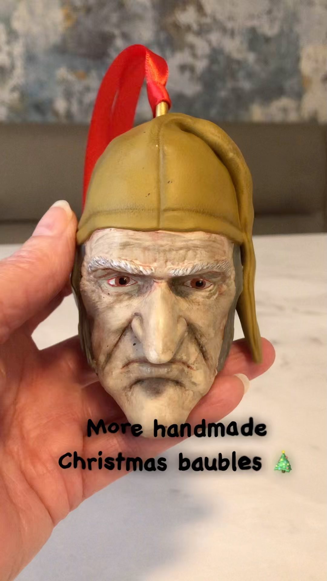 Just added to the website, more alternative Christmas baubles, wonderfully unique and quite the gift! Please excuse my cat at the end of the video she just wanted to be involved 😂😂
