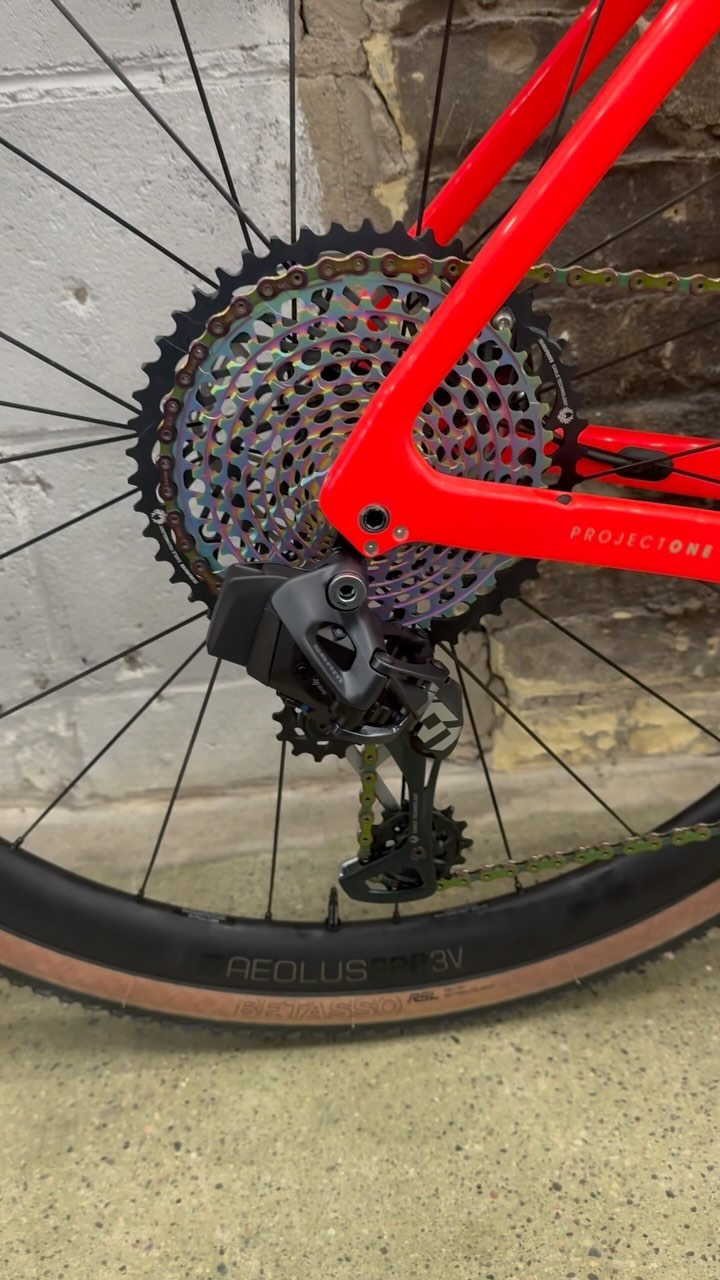 You can’t always buy a new bike, but you can always get upgrades. #trekbikes #trekcheckpoint #checkpointslr #trekcheckpointslr #sram #sramred #fidlock #fidlockbottle #fizik #bontrager #bontragerbetasso #pnwcomponents #kedge