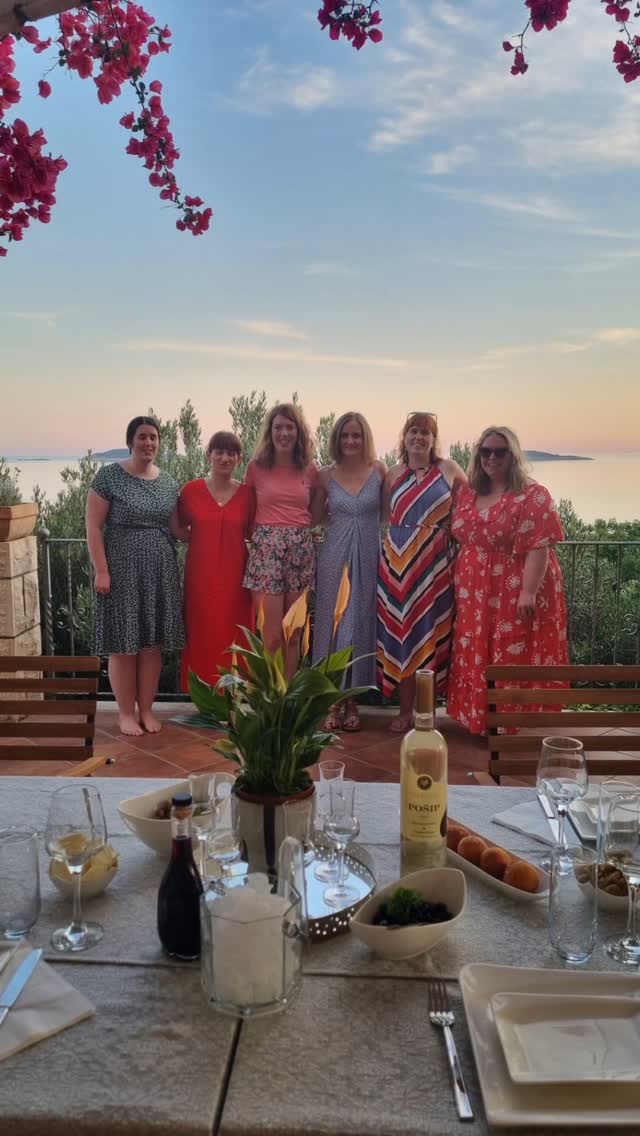 They celebrate friendship and life!
#friendsforever #friendstime #food #seaview #luxurycroatia #holiday #luxuryhome #dubrovnik #tradicionalfood