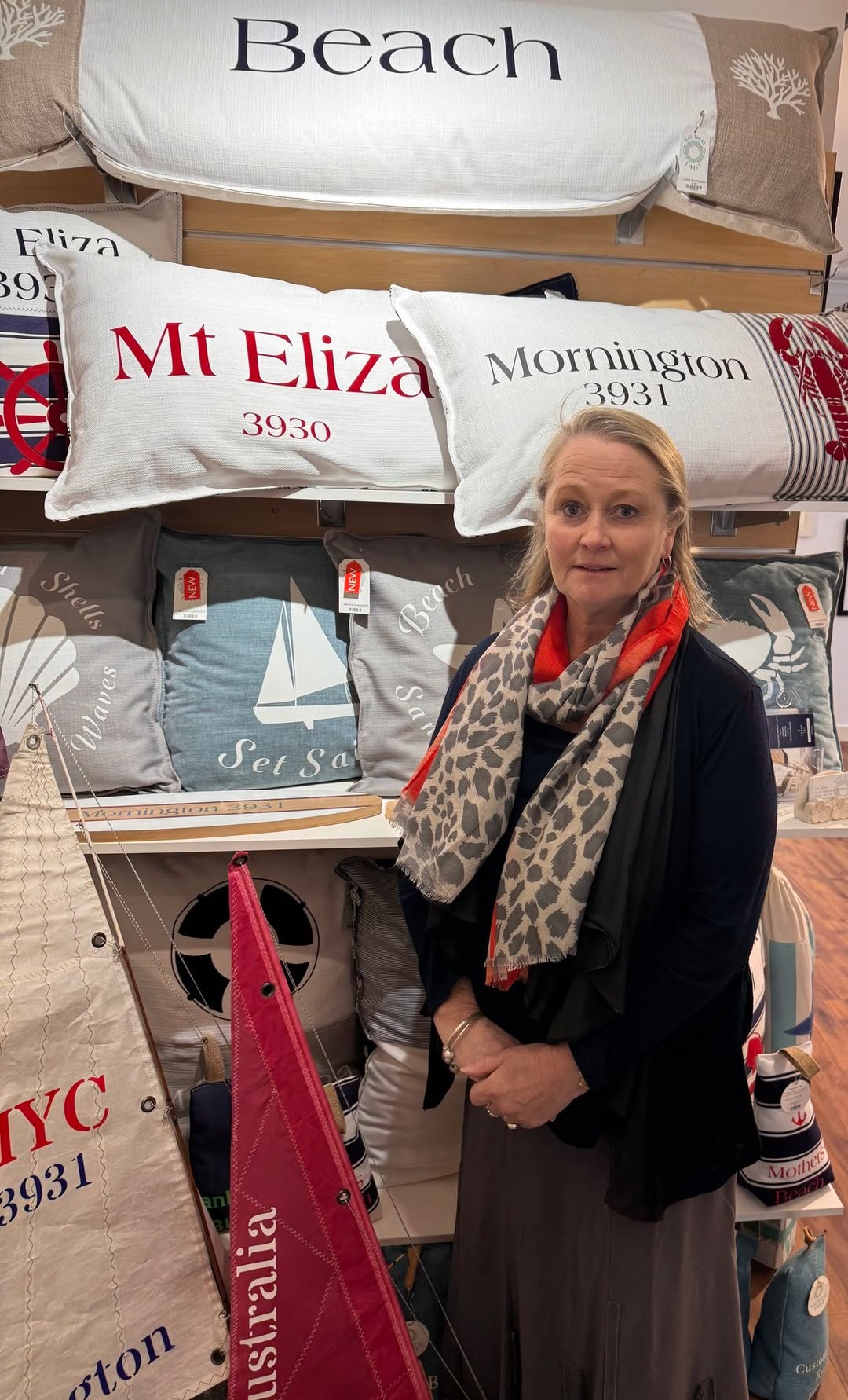 MEET THE MAKER: DEB FROM NAUTICAL TWIST
Deb's range of costa inspired homewares adds the finishing touches to any home. The Nautical Twist range includes cusions, decorative oars,sailing boats, doors stops, beach bags and much more. Deb offers a personalisation service on most of her range so add get your name, town, postocde or personalised added to cusions, oars and door stops. Pop in store to chat to Deb today.
📍17 Main Street Mornington
⏰ Open 10 - 17
🗓 Tuesday to Sunday
#mainstreetmornington #shoplocal #supportlocal #mornington #australianmade #morningtonpeninsula