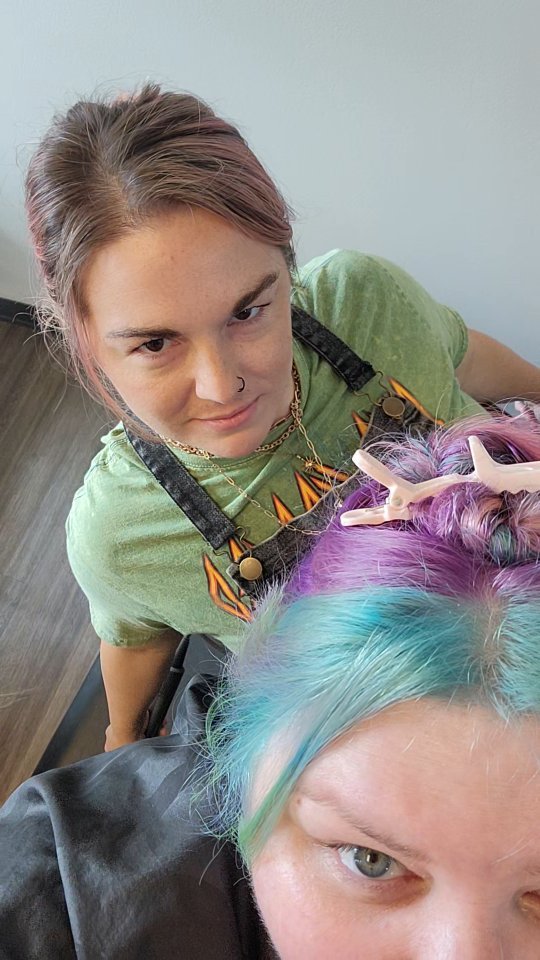 I asked my client to hold my phone so I could get some B-roll footage... It was way better than I expected🤣🤣
@kayladrizzer I think it's time we announce our new reality show
Who would watch!?