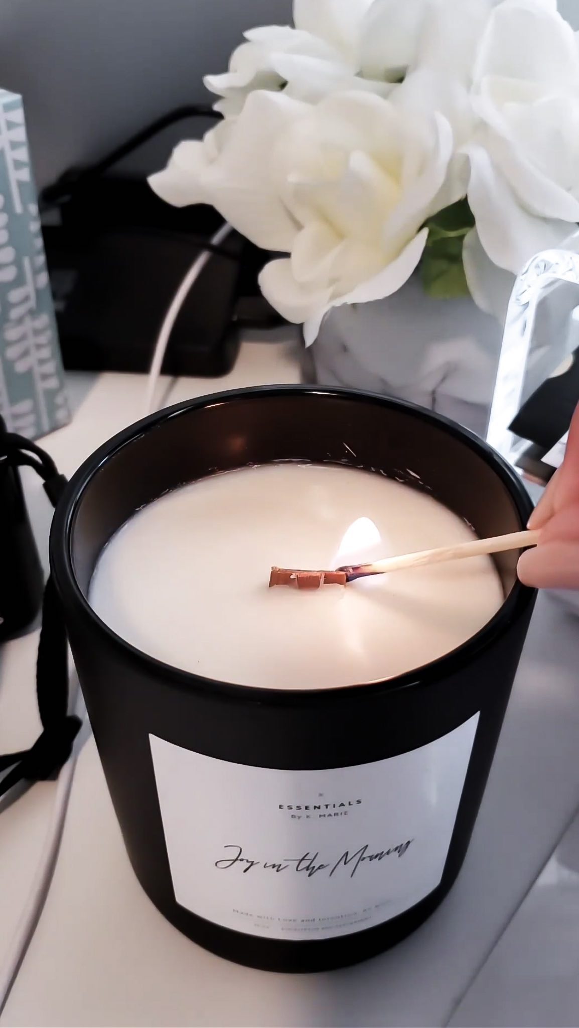 Happy Monday, loves! 🤎
Here is an #unboxingvideo from one of our top customers + friend, Paquetia. 🤎 We appreciate you deeply for your amazing support in our products and brand, queen.
And can we just take a moment for these gorgeous task planners?! I can’t wait for them to drop!
Tribe, be sure to check them out by following @livingliferatedpg. 🤎
Love + light
#unboxing #luxurycandles #luxurycandle #blackwomanowned #shopwomanowned #shopblackownedbusinesses #shopblackowned #aromatherapycandles #aromatherapist #aromatherapyproducts