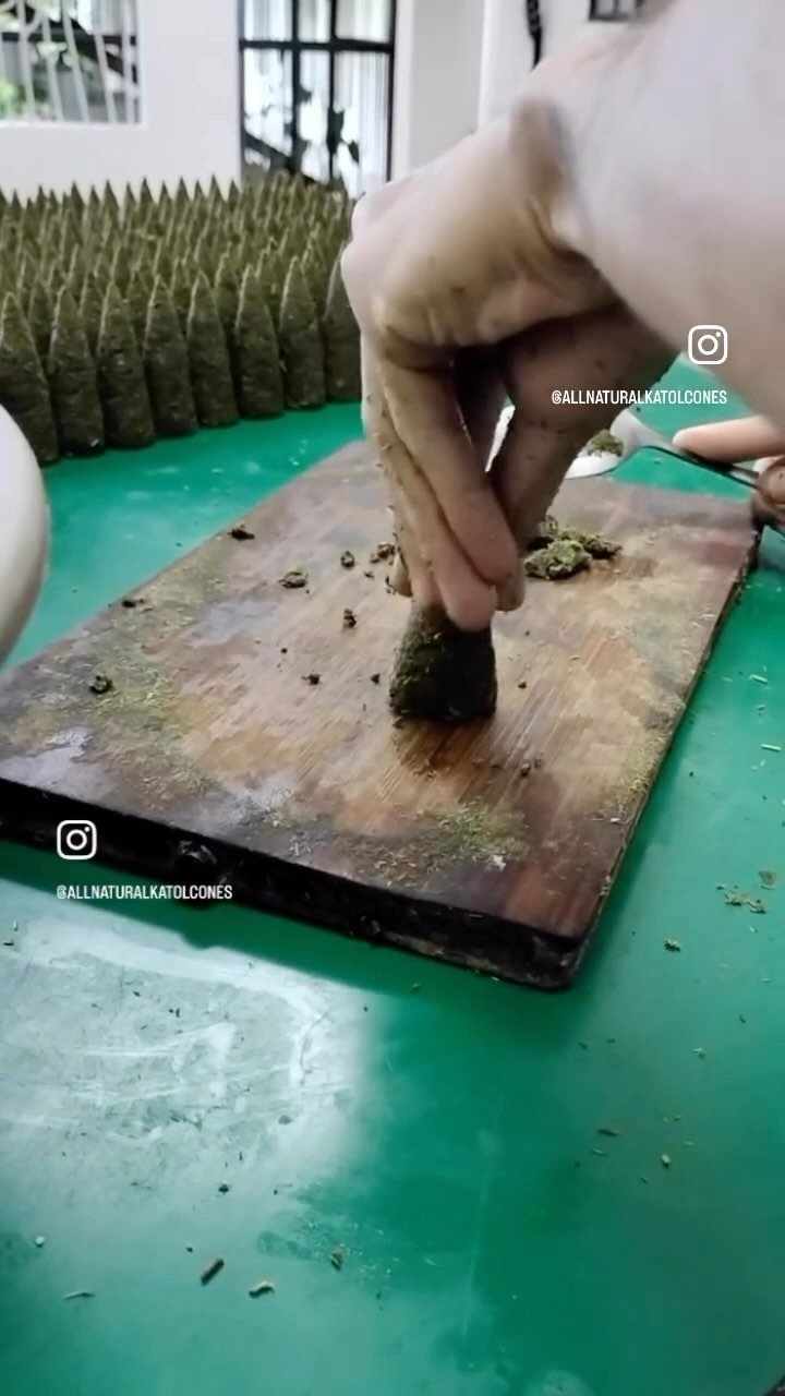 There is no better and safer mosquito repellant for the home & your favorite spaces than our all natural katol cones.
Made with ingredients straight from plants from start to finish, you are assured these are devoid of the scary toxic chemicals most katols count on for effectivity.
Our cones are availble through our other website @allnaturalkatolcones and smaller sizes that are perfect for trial are available through our lazada shop. Head over to our IG and send us a DM for the links to these stores mentioned.