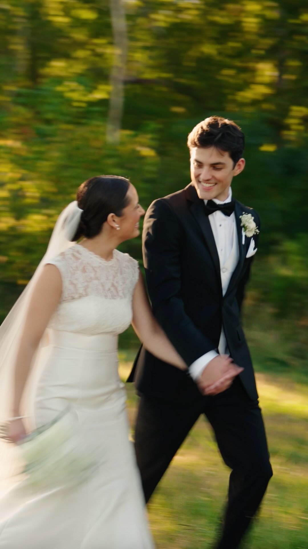 Chloe + Connor 🕊️ everything about this day was holy & precious. Loved getting to capture the rich love these two share!
video: @marycatherinefilms
photo: @emilyhayterphoto
venue: @vinewoodevents
caterer: @a_divine_event
flowers: @a_divine_event, @thepioneerflowerfarmer, @melanies_garden
dress: @surebride
hmua: @hairandmakeupbyabbyford
dj: @rcdjco
cake: @cakesbydebbie.newnan