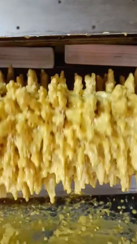 Pilnu tempu ruošiamės valstybės šventei ❤️❤️❤️
O kokia šventė be mūsų šakočio? Prasta 🤣😉