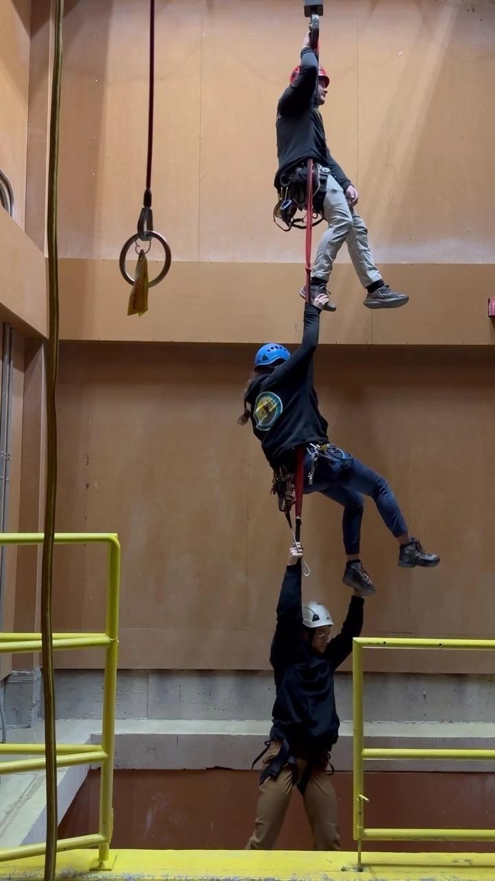 Being a rope tech is like living in an action movie minus the special effects budget. 😅 Step into our world for a moment!
📞:1-888-ROPE-101
🕸️ :www.ropeadope.ca
#ropeadopewindows #ropeaccess #ropeaccesslife #ropeaccesstechnician #ropeaccessprofessional #adrenalinejunkie #bucketharness #workatheight #buildingmaintenance #workview #safetyfirst #propertymanagement #yeg