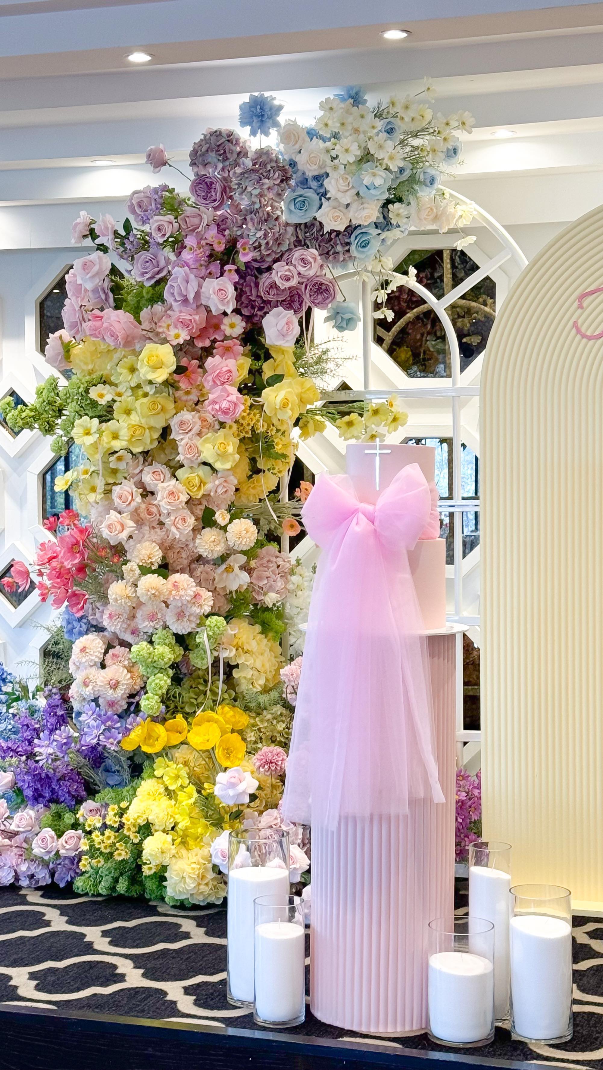 Mila’s Christening Day 🤍 a pastel garden of florals
Props and florals @bloomingmoments_
Venue @doltonehouse
#bloomingmoments #eventstyling #sydneyevents #sydneyeventstyling #eventinspo #fauxflorist