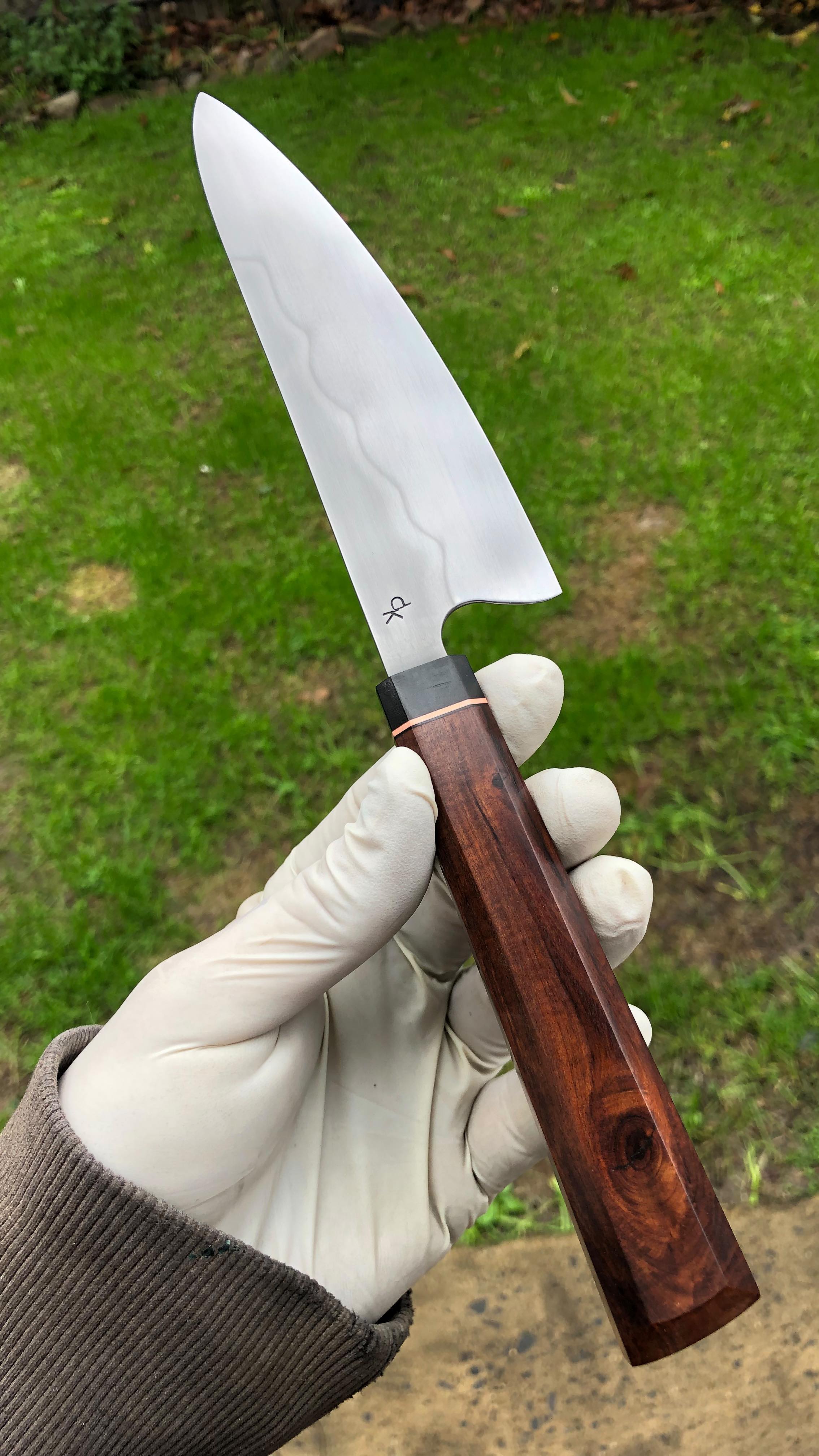 Petite in 1095 carbon steel, mulga, micarta and copper handle