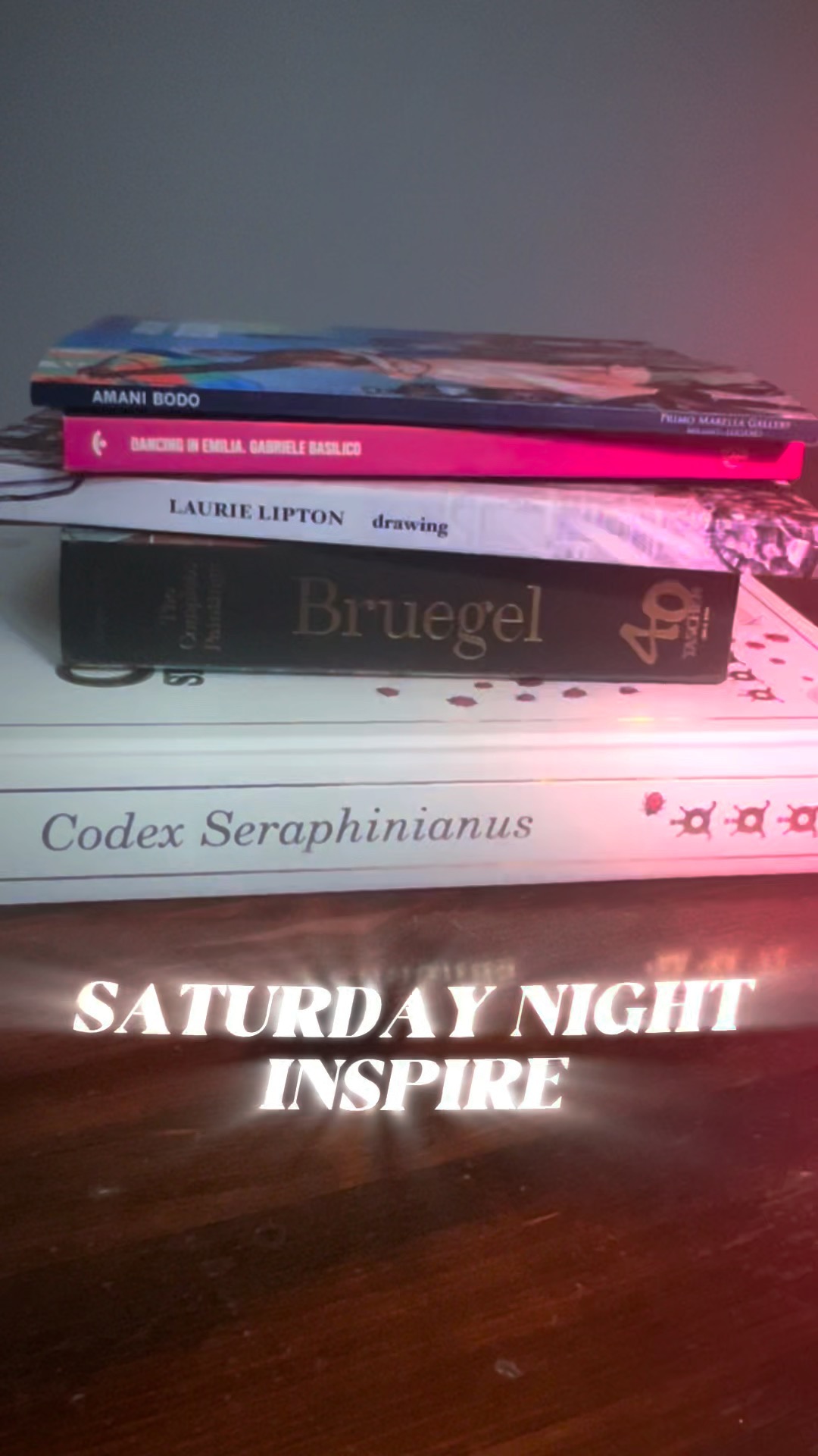 Rainy Saturday? Let's get inspired!!
#saturdayvibes #artist #artistsoninstagram @laurieliptondrawings #saturday #saturdaynight