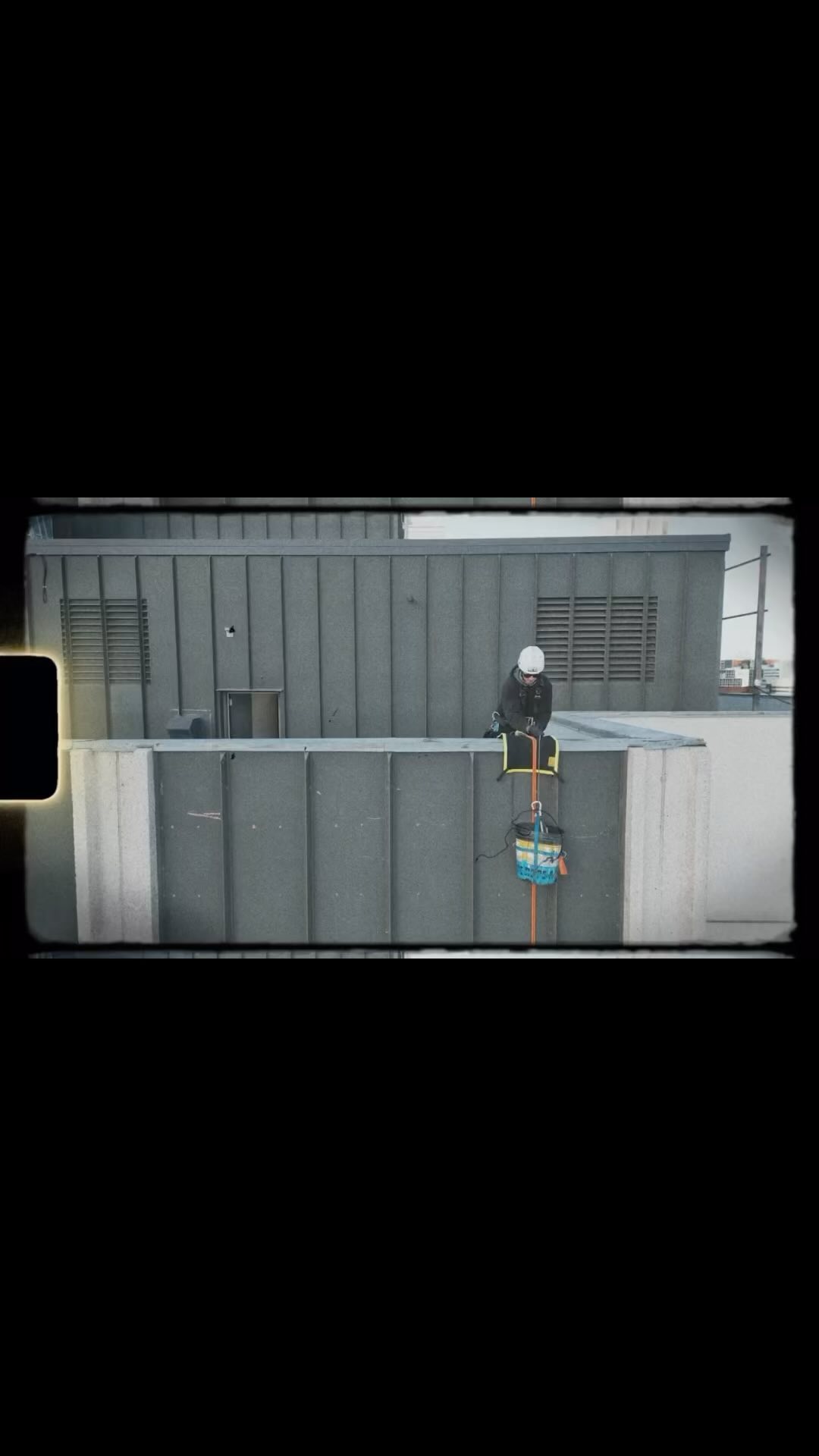 Happy Halloween from the RAD team 🎃
#ropeadopewindows #ropeaccess #ropeaccesstechnician #ropeaccessprofessional #propertymanagement #windowcleaning #workatheight #yyc #spookyseason