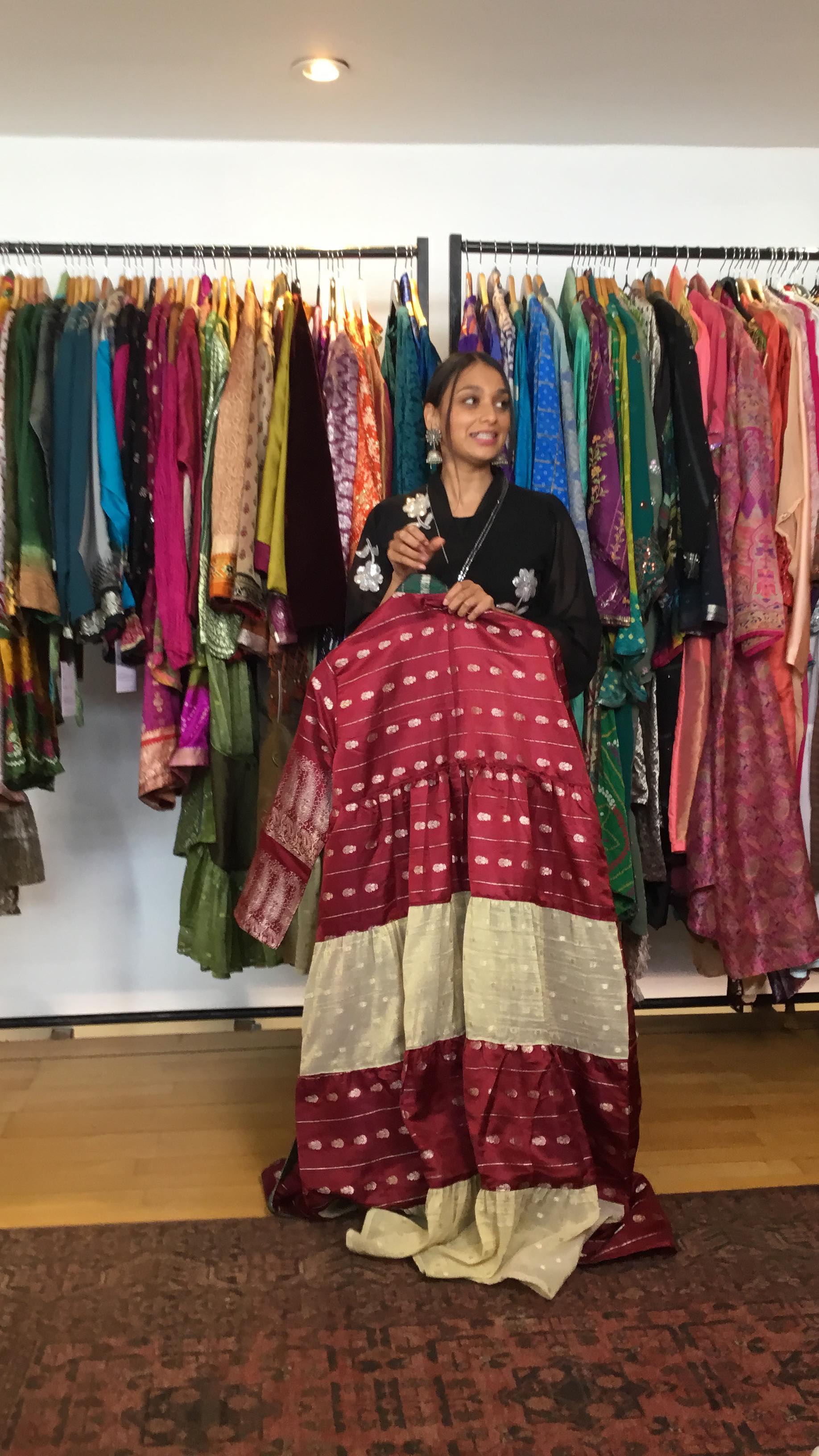 Some BTS filming @sariforchange_ for their showcase at African Fashion Forum! @fameweekafrica is around the corner, have you registered to attend the inaugural African Fashion Forum in Capetown?
#dsgnexchange #africanfashion #fashionentrepreneur