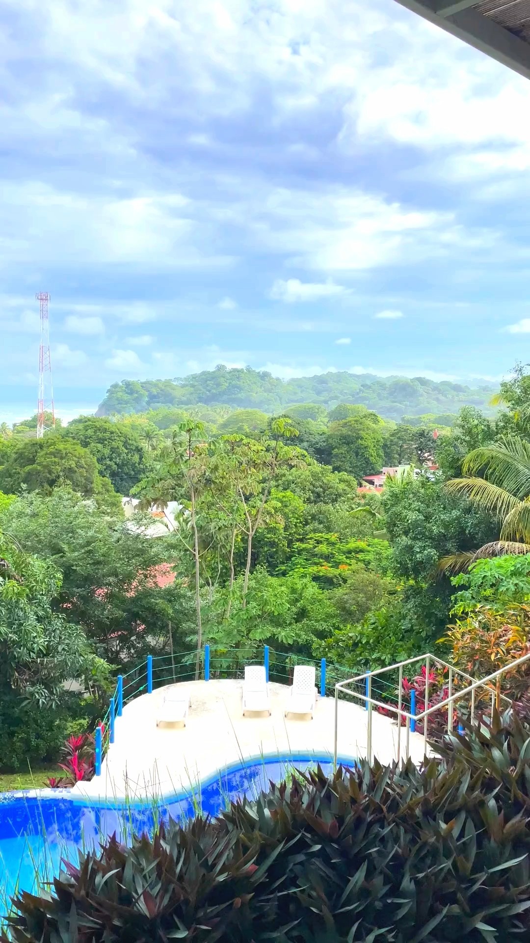 The rainy season, also known as the green season, is generally pegged as the months of May through November.
Green season is spectacularly beautiful. The scenery is lush, wildlife is happy, and flowers are in bloom 🐒🦎🌳🌸
Green season is a perfect time to visit Costa Rica. Come and stay with us: https://www.airbnb.co.cr/users/show/35987933