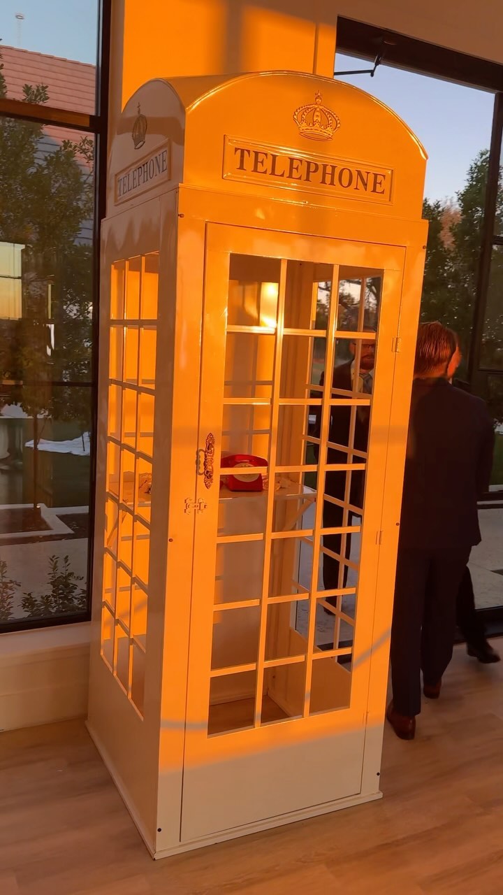 A moment ✨ #phoneboothatx
#austinwedding #atxwedding #audioguestbook