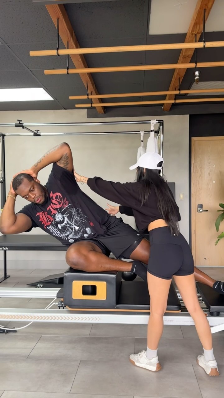 Watch @raiqwononeal from the @seahawks tackle Pilates for strength and flexibility training! 💪🔥 Discover how Pilates can improve core stability, balance, and overall fitness. Pilates isn’t just for athletes – it’s for everyone!
Ready to elevate your fitness routine?!
#SeattleSeahawks #PilatesForAthletes #StrengthTraining #CoreStability #FitnessGoals #GameDayGains #NFLFitness #PilatesWorkout