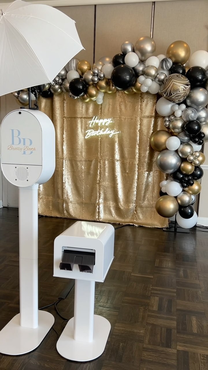This special birthday celebration was filled with love and joy! #awesomeballooncreations did amazing job on the decor and balloon garland!
•
•
#breezybooth #chicago #photobooth #chicagophotobooth #photoboothrental #chicagophotoboothrental #photoboothwedding #itascacountryclub #venue #venuedecor #birthday #party #balloongarland #weddingvenue #ohfyp #reels #itasca #elkgrove #ohare #desplaines #elmhurst #chicagoevents #itascavenue #chicagoeventplanners #chicagopartyplanner #chicagogram #partyplanner